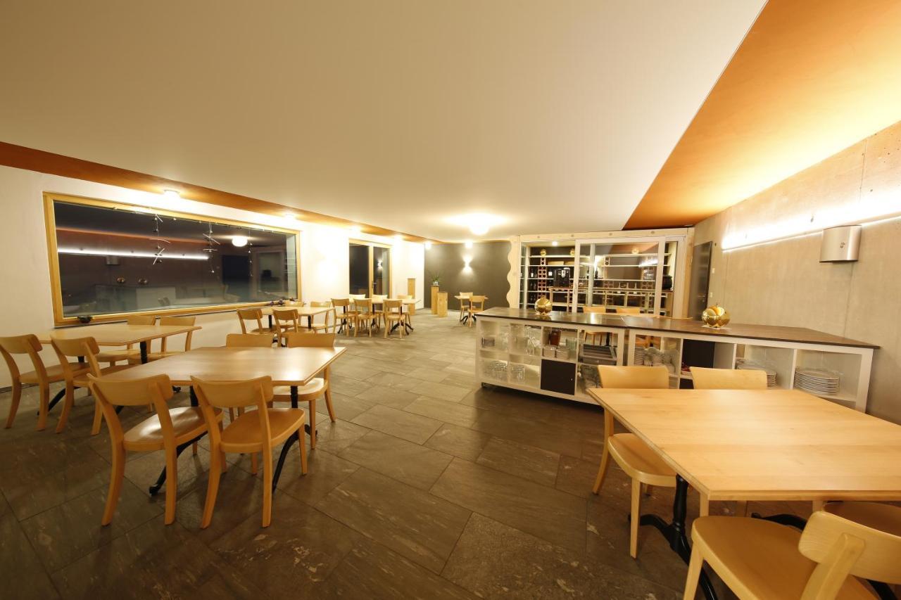 Hotel Avers Am Bach Ngoại thất bức ảnh